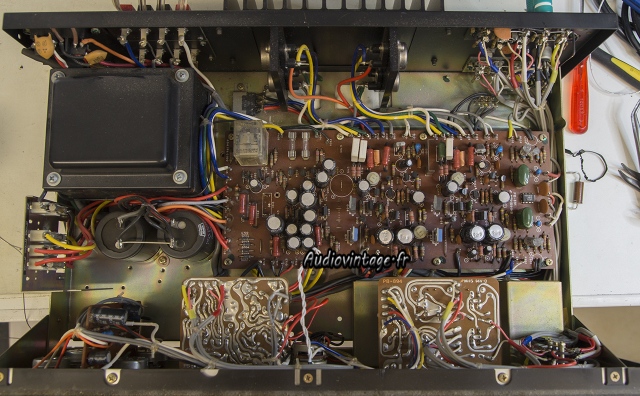 Luxman L-81